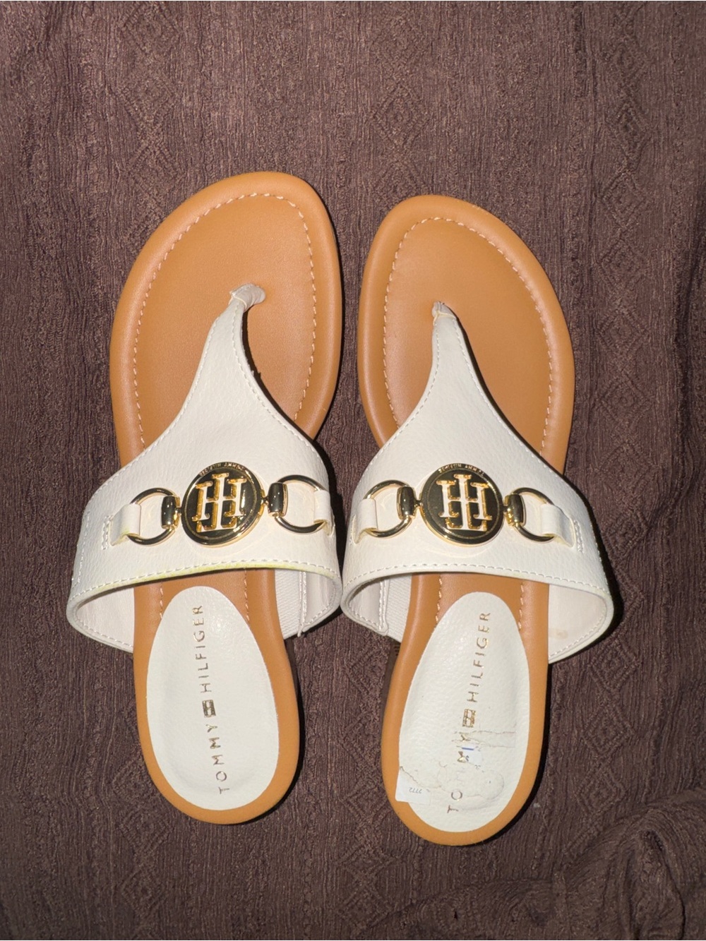 Tommy Hilfiger White Leather Thong Sandals with Gold Emblem